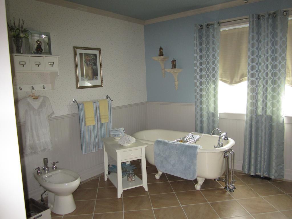 Casa Breeze B & B Saint Stephen Ruang foto